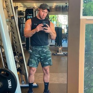 Meet your Posher, Justin